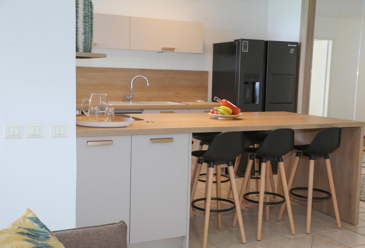 La Vue Du Phare - Appartement Neuf Avec Vue Imprenable Et Acces Crique Le Gosier  Exteriör bild